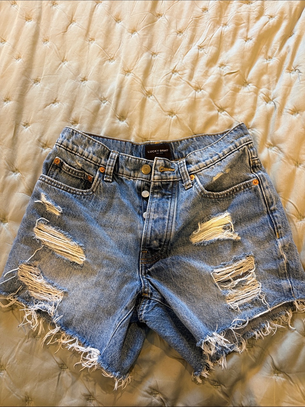 Lucky Brand 90s Midi Medium Blue Distressed Denim Cutoff Shorts